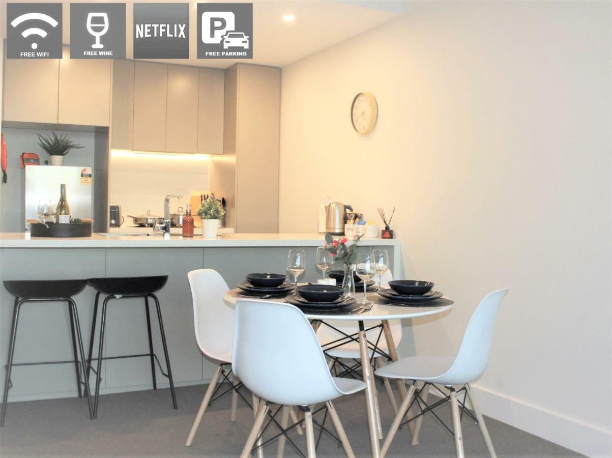 Stunning Views Sydney Olympic Park Apartment ภายนอก รูปภาพ